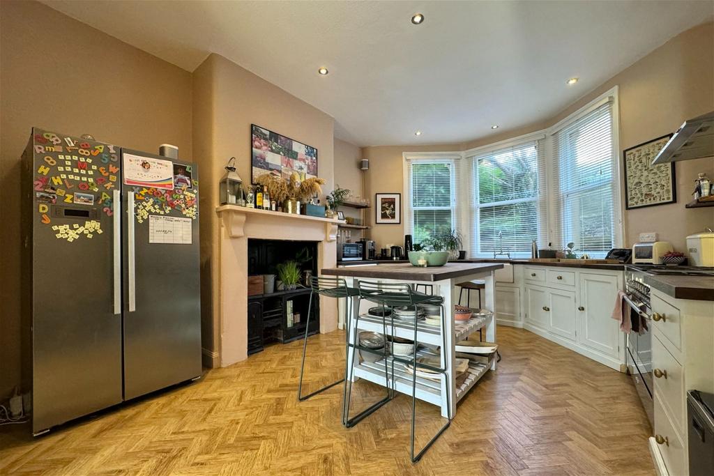 Newbridge Road, Bath, BA1 3HG 4 bed terraced house for sale £750,000