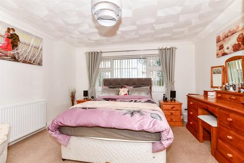 3 bedroom semi-detached house for sale, Milner Crescent, Aylesham, Canterbury, Kent