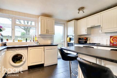 5 bedroom terraced house for sale, Coventry Close, Stevenage