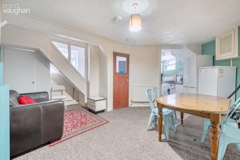 Queens Park Road, Brighton BN2