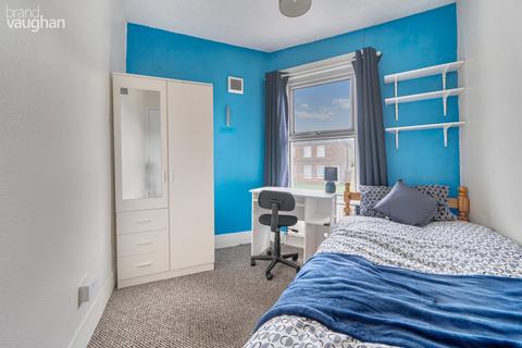 5 bedroom terraced house to rent, Queens Park Road, Brighton BN2
