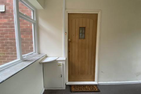 2 bedroom apartment to rent, St Anns Road, Prestwich