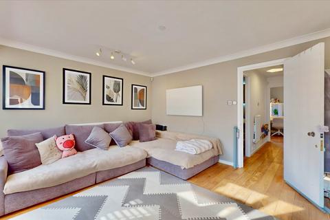5 bedroom semi-detached house for sale - Bywater Place, London, SE16