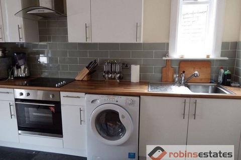 1 bedroom flat to rent, Fishpond Drive,Nottingham,NG7 1DG