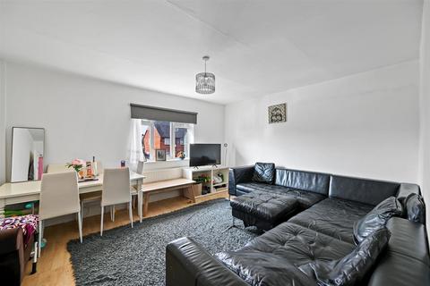 1 bedroom apartment for sale - Hedgemans Way, Dagenham, Essex