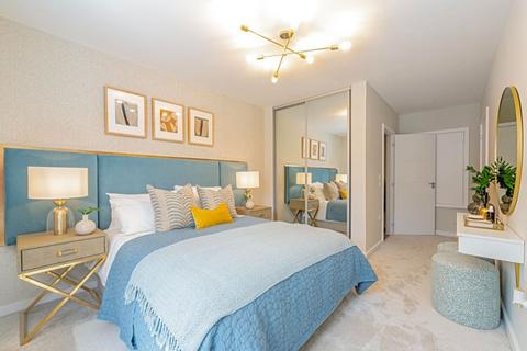 3 bedroom apartment for sale, Plot 166, Maiden Court - Type 11 at Brightwells Yard, GU9, Maiden Court GU9