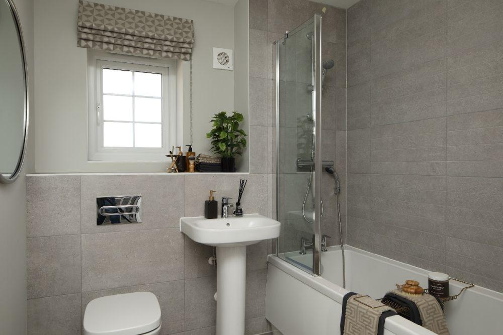 Homes for sale derbyshire The Roydon bathroom