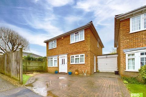 4 bedroom link detached house for sale, Challenor Close, Finchampstead, Wokingham, Berkshire, RG40