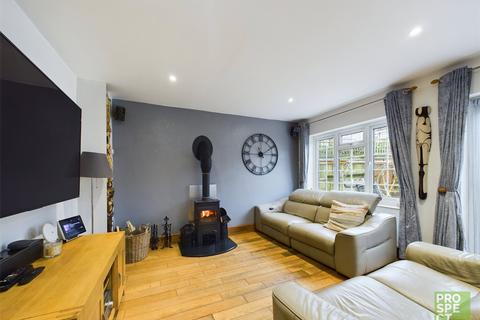 4 bedroom link detached house for sale, Challenor Close, Finchampstead, Wokingham, Berkshire, RG40