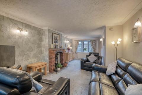 4 Bilberry Drive, Rednal, Birmingham, B45 9QY
