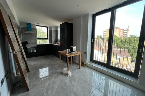 3 bedroom apartment to rent, Katherine Road, London E6