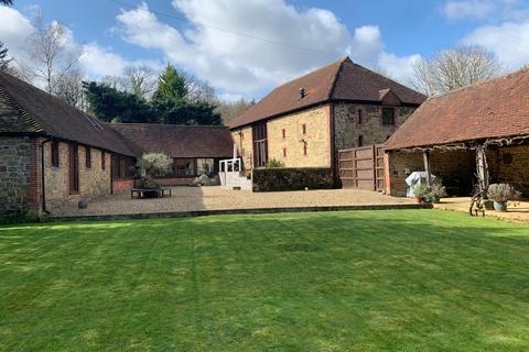 4 bedroom detached house to rent, Petworth, West Sussex, GU28