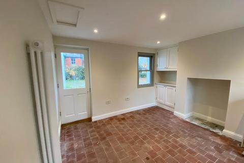 4 bedroom detached house to rent, Meonstoke, Southampton, Hampshire, SO32