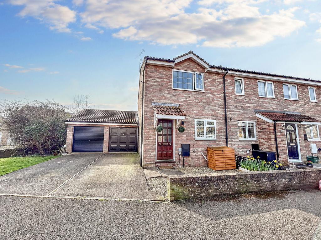 Quarry Rise, Undy, NP26 2 bed terraced house for sale £240,000