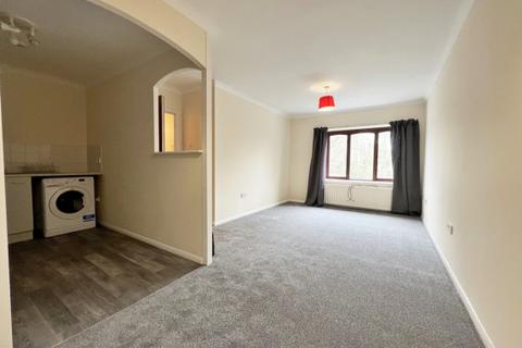 2 bedroom apartment for sale, Royal Court, Onchan, IM3 1LH