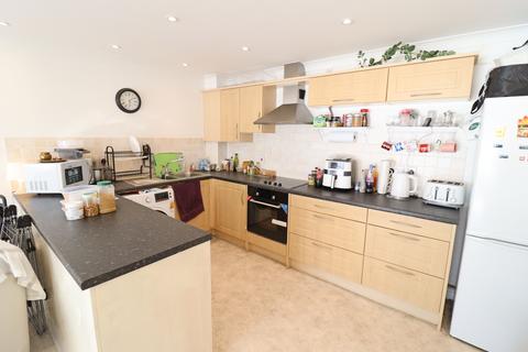 2 bedroom apartment for sale - Argent Street, Grays RM17
