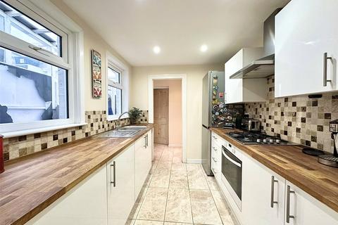 30 Church Road, Swanscombe, DA10 0HF