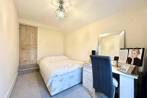 30 Church Road, Swanscombe, DA10 0HF