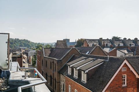 1 bedroom flat for sale, St. Clement Street, Winchester, Hampshire, SO23