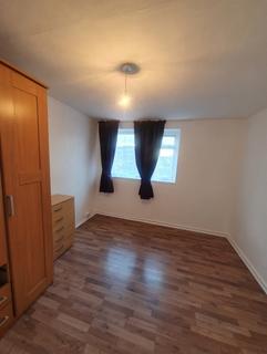 2 bedroom maisonette for sale, Northumberland Park, London N17