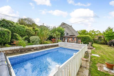 3 bedroom detached house for sale, Barnets Hill, Peasmarsh, Rye, East Sussex, TN31