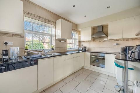 4 bedroom detached house for sale - Pickwick Place, Harrow on the Hill, Harrow, HA1