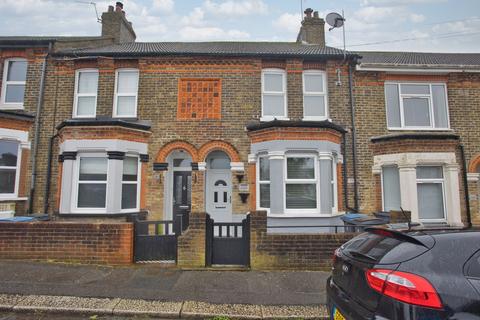 3 bedroom terraced house for sale - Priory Hill, Dover, CT17