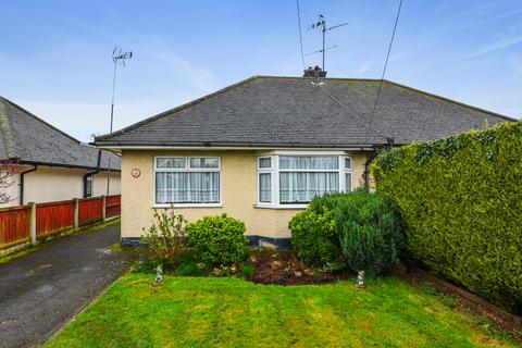 3 bedroom bungalow for sale - Molrams Lane, Chelmsford CM2