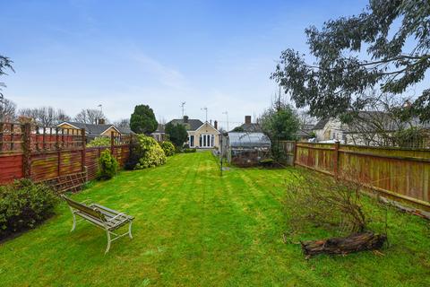 90 Molrams Lane, Great Baddow, Chelmsford, CM2 7AL