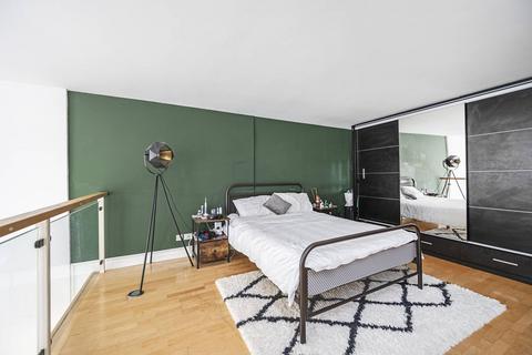 1 bedroom flat for sale, City Pavillion, Chilton Street, Aldgate, London, E2