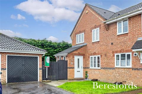 3 bedroom end of terrace house for sale, Langley Place, Billericay, CM12