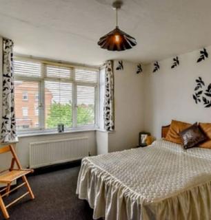 1 bedroom in a house share to rent - Ingram Road, Thornton Heath