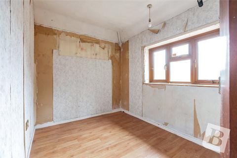 4 bedroom end of terrace house for sale, Cruick Avenue, South Ockendon, Essex, RM15