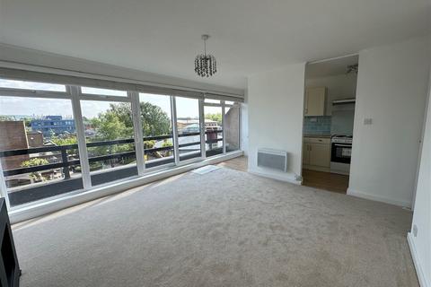 1 bedroom flat for sale, Somerset Square, Nailsea