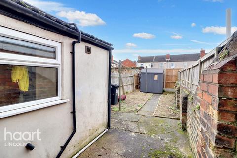 2 bedroom terraced house for sale, St Andrews Street, Lincoln