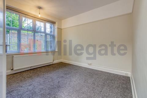 2 bedroom flat to rent - Carshalton Road, Carshalton SM5