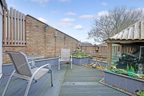 99 Broomfields Court, Basildon, SS13 3LL