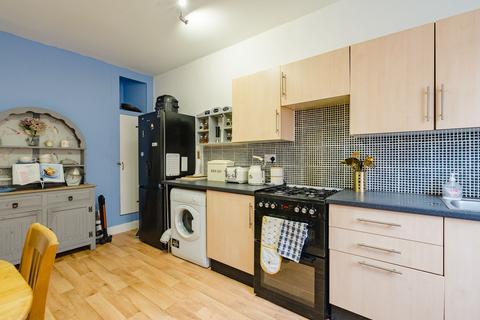 1 New Cut, Crediton, EX17 2AZ