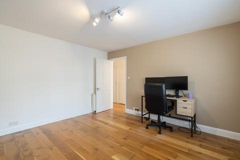 2 bedroom ground floor flat for sale - Longueville Road, St. Saviour, Jersey