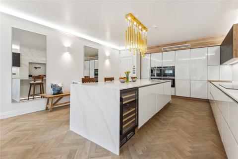 4 bedroom apartment for sale, Nightingale Mansions, SW12