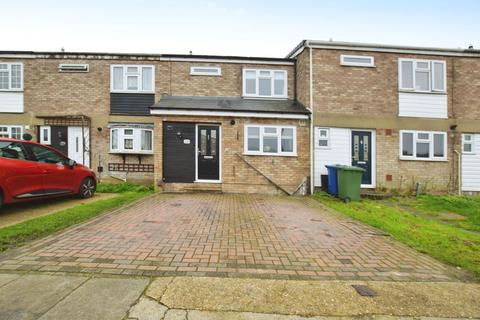 32 Sandringham Close, Stanford-le-hope, SS17 7BE