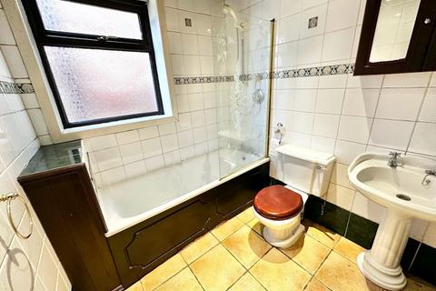 Rays Cottage Bibbys Road, Blackpool, FY2 0NF