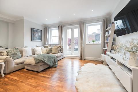 Flat 3, The Clock House, 83 Tweedy Road, Bromley, BR1 1RP