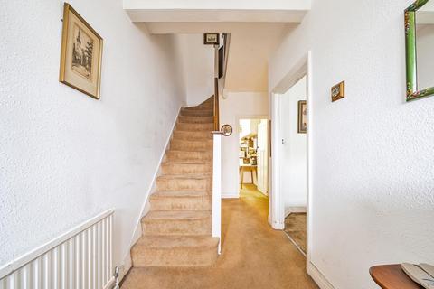 91 Toynbee Road, London, SW20 8SJ
