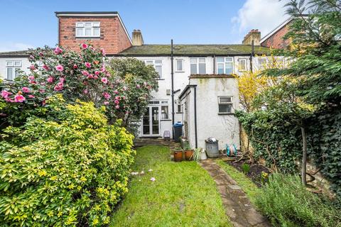 91 Toynbee Road, London, SW20 8SJ