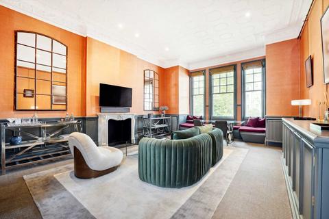 1 bedroom flat for sale, Evelyn Gardens, South Kensington SW7