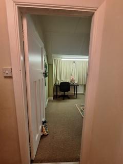 1 bedroom in a house share to rent, Upper Mulgrave Road, Cheam SM2