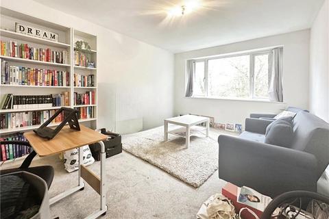 59 Denton Close, Kenilworth, CV8 1BJ