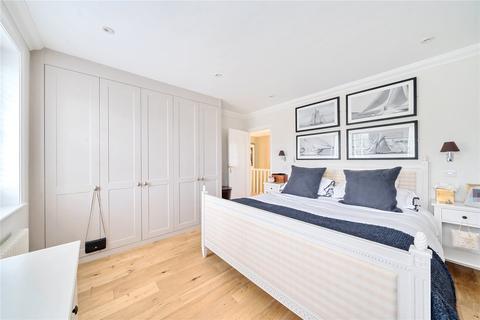 78 Orchards Way, Southampton, SO17 1RE