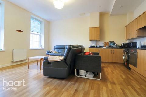 2 bedroom apartment for sale, Beauvais Square, Bedford